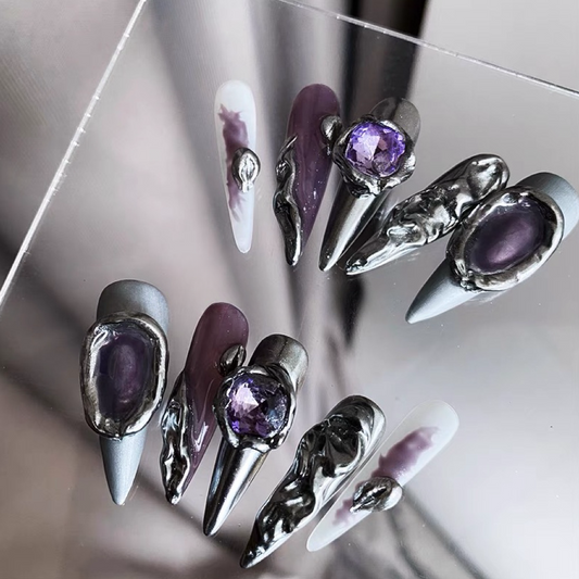 【pointed purple punk】